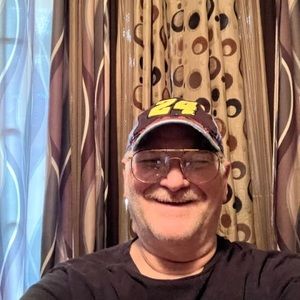 Meet your Posher, Mark